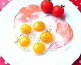 休日の娘の手作りプリティーハムエッグ作り方5写真