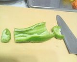 しっとり♪鶏胸とニラピーマンのピリ辛炒め作り方2写真
