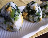 野沢菜とスクランブルエッグのおにぎり☆作り方2写真