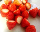 子供大好き♡簡単いちごミルク作り方1写真