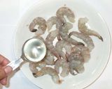 海老とキヌサヤの卵とじ♪作り方4写真