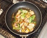 胡桃と桜えび香る☆鶏肉のチンゲン菜炒め作り方5写真