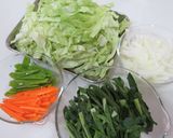 豚肉と春キャベツの酒蒸し作り方1写真