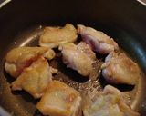 お弁当にも！鶏肉のスイートチリソース炒め作り方1写真
