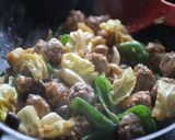 生姜たっぷり肉団子の野菜炒め作り方7写真