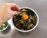 卵黄とろり♪なすと豚肉のスタミナ丼作り方5写真