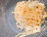 サッパリ&ピリ辛♬山形のだしラー油うどん作り方2写真