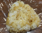 醤油とチーズのおにぎり〜とろろ昆布巻き〜作り方2写真