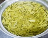 simple料理　フキと油揚げの炒め煮作り方2写真