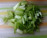 3種キノコ、昆布、野菜などのソース炒め作り方2写真