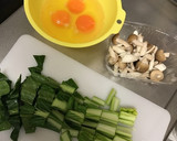 小松菜としめじのオムレツ風卵焼き☆作り方1写真