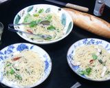 シーフードとパクチーのアヒージョ・パスタ作り方12写真