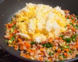 具だくさんのキラキラしっとり玉子炒飯作り方5写真