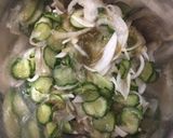 胡瓜と新玉ねぎのトトロ昆布和え♪作り方3写真