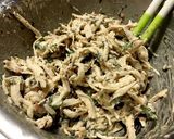 蒸し鶏の梅マヨピリ辛和え作り方6写真