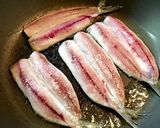 フライパンひとつで※鰯のカレー葱ソース作り方3写真