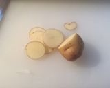 鰹フレークとじゃがいも、タマネギのピザ作り方7写真