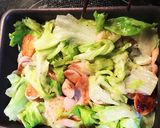 お弁当に◎魚肉ソーセージとレタスの炒め物作り方3写真