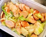 お弁当に◎魚肉ソーセージとレタスの炒め物作り方4写真