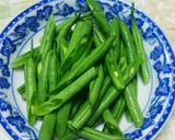 鶏肉といんげんのオイスターソース炒め☆作り方2写真