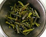 わらび、アゲ、豆腐の味噌汁作り方2写真