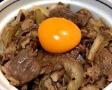 牛丼の卵黄のせ作り方4写真