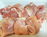 鶏肉とブロッコリー☆新じゃがのカレー炒め作り方1写真
