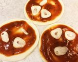 簡単！餃子の皮でフレッシュバジルのピザ作り方2写真