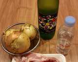 簡単♪新玉ねぎと鶏ももの白ワイン煮物♥作り方1写真