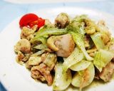 鳥もも肉と新玉葱ののり塩炒め☆作り方3写真