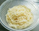 梅酢で可愛いピンクの素麺作り方1写真