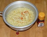 塩ラーメンにラー油、入れるだけ！作り方2写真