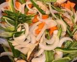 イサギのフライ風、梅肉野菜炒めでさっぱり作り方2写真