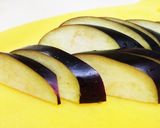 炒め茄子のお味噌汁～ごま油と生姜香る作り方1写真