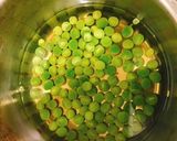 うすいえんどうと釜揚げ桜えびのゼリー寄せ作り方1写真