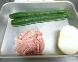 豚肉とキュウリの甘酢炒め作り方1写真