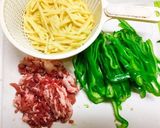 レンチン簡単！豚肉チンジャオロース作り方1写真