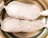 鶏もも蒸し鶏☆ネギチーズチキンロール作り方6写真