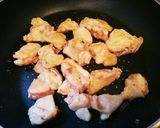 *豆苗と鶏肉のじゃが味噌バター炒め*作り方3写真