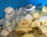 じゃがいもと豚肉のカレーマヨ炒め作り方2写真