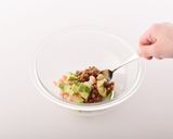 納豆と海老アボカドの冷やしワンタン作り方3写真