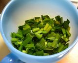 ご飯が進む！ニラのピリマヨ丼作り方2写真