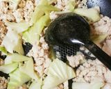 あっさり☆鶏挽肉とキャベツの塩炒め作り方3写真
