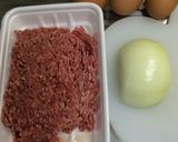 簡単にお肉たっぷりオムレツ♪作り方1写真