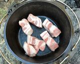 豚肉のカスレ-簡単ダッチオーブン料理-作り方2写真