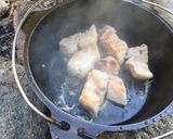 豚肉のカスレ-簡単ダッチオーブン料理-作り方3写真