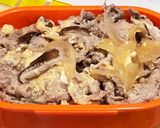 豚こま肉で☆簡単！豚玉丼☆お弁当に作り方6写真