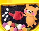 簡単♡お花に水やりくまちゃんのキャラ弁作り方8写真