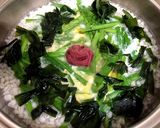ひとりランチ♪にら玉雑炊＊焼き梅添え作り方5写真