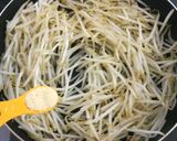 しゃっきりピリ旨♪もやしの簡単ラー油炒め作り方5写真